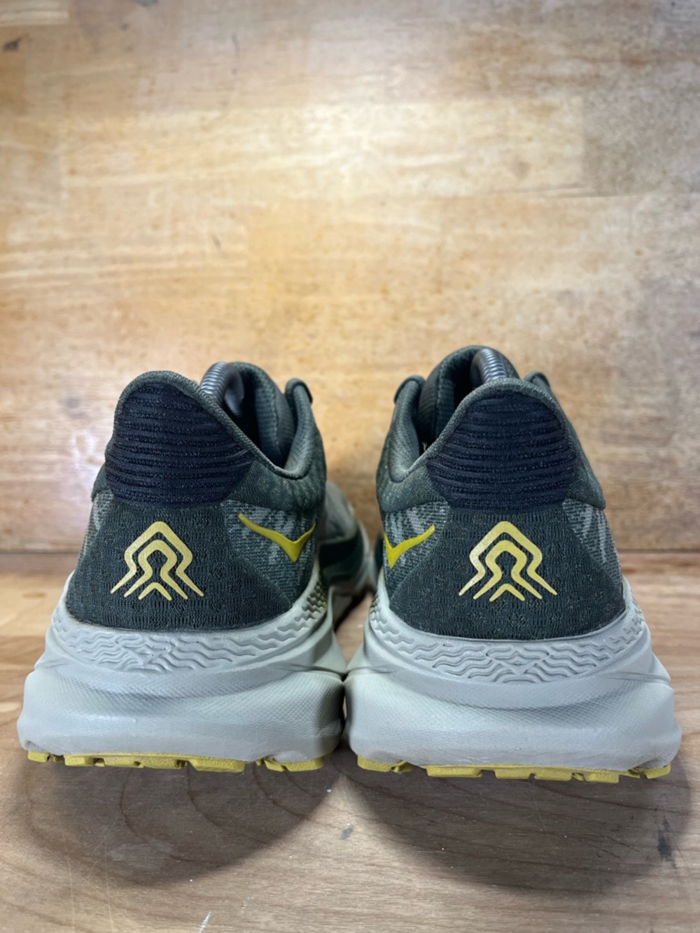 Hoka One One Challenger ATR 7 Mens Size 9.5 Trail Running Shoes Olive Forest - Picture 5 of 12